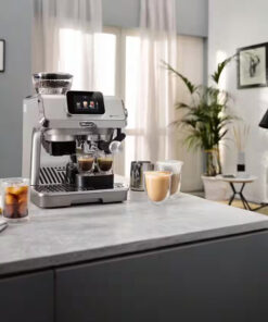 Alternative view of De'Longhi La Specialista Touch Manual Coffee Machine